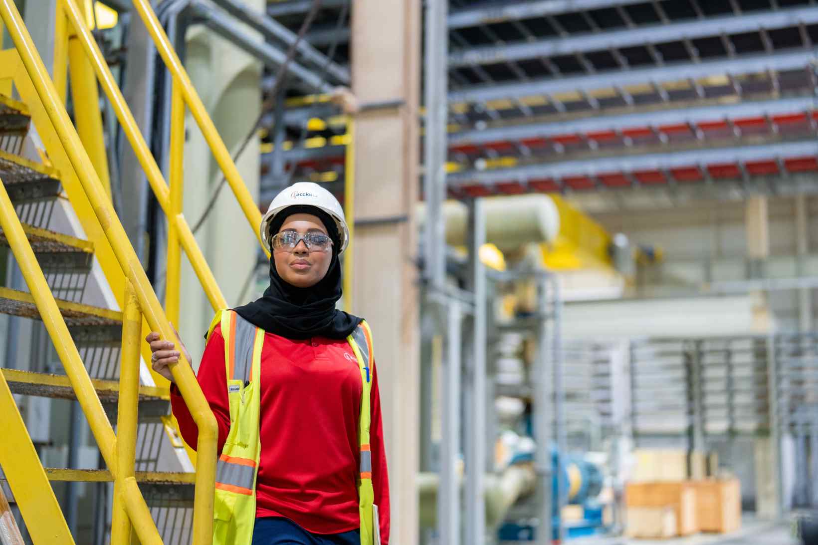 Amal Khalid - trabajadora ACCIONA -instalaciones